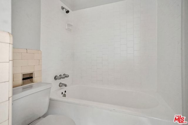 5121 EAGLE ROCK Boulevard C, Los Angeles, CA 90041