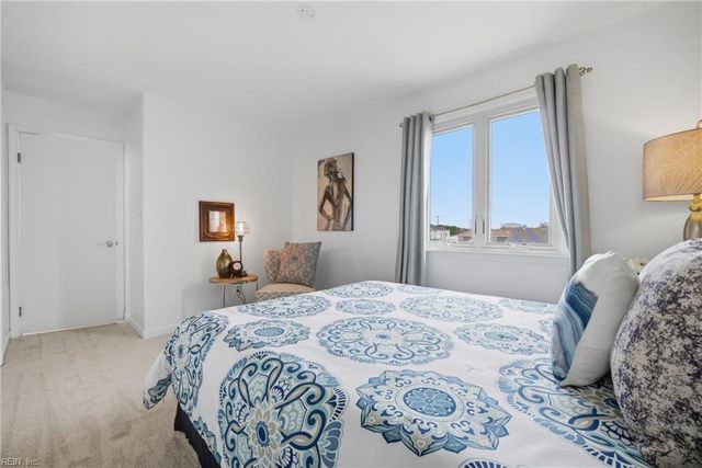 1262 W Ocean View Ave Apt 7, Norfolk, VA 23503