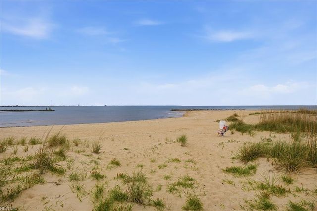 1262 W Ocean View Ave Apt 7, Norfolk, VA 23503