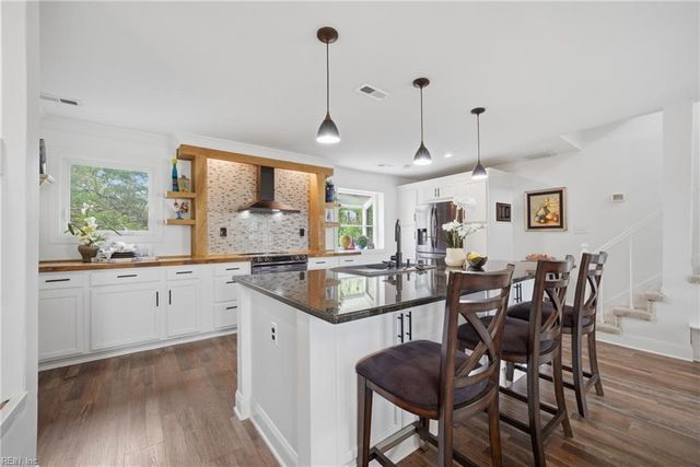 1262 W Ocean View Ave Apt 7, Norfolk, VA 23503