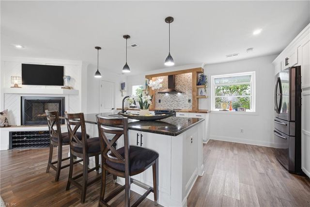 1262 W Ocean View Ave Apt 7, Norfolk, VA 23503