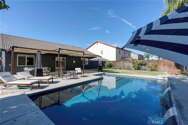 12206 Mezzadro Avenue, Bakersfield, CA 93312