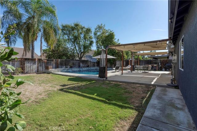 12206 Mezzadro Avenue, Bakersfield, CA 93312