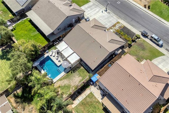 12206 Mezzadro Avenue, Bakersfield, CA 93312