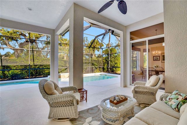 1433 W Island Club Square, Vero Beach, FL 32963