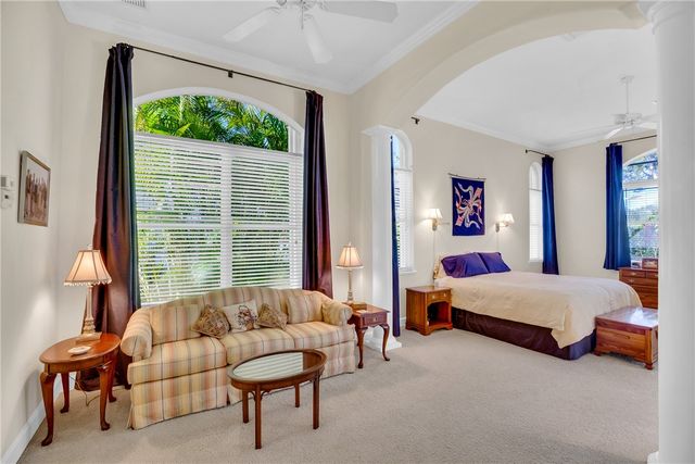 1433 W Island Club Square, Vero Beach, FL 32963