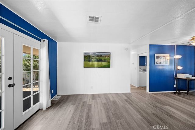 9391 California Avenue 56, Riverside, CA 92503