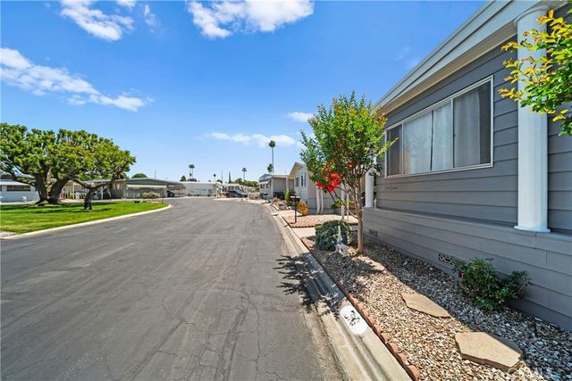 9391 California Avenue 56, Riverside, CA 92503