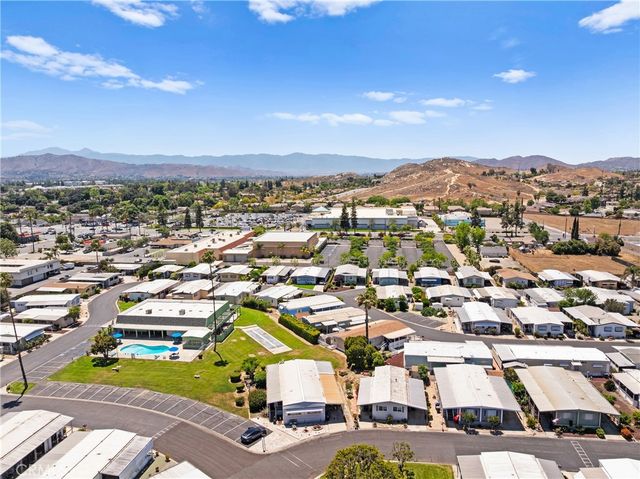 9391 California Avenue 56, Riverside, CA 92503