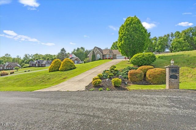 32582 Spring Crest Drive, Glade Spring, VA 24340
