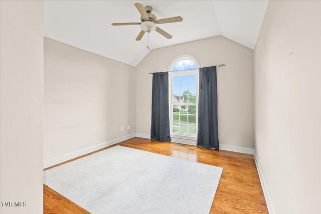 32582 Spring Crest Drive, Glade Spring, VA 24340