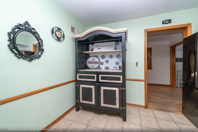 14521 Merriman Road, Livonia, MI 48154