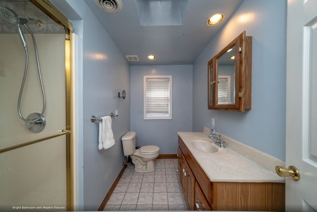 14521 Merriman Road, Livonia, MI 48154