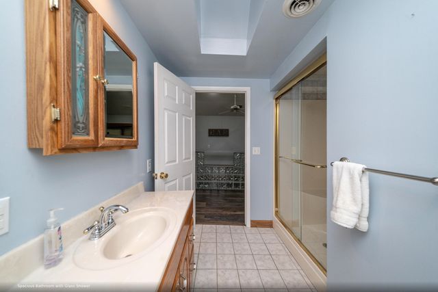 14521 Merriman Road, Livonia, MI 48154
