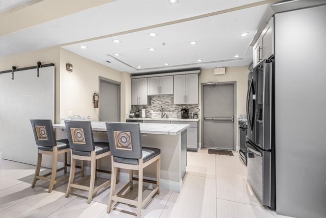 3912 S Ocean Boulevard 906, Highland Beach, FL 33487