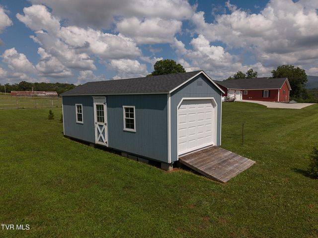 60 Alexander Ferry Lane, Greeneville, TN 37743