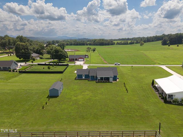 60 Alexander Ferry Lane, Greeneville, TN 37743