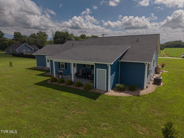 60 Alexander Ferry Lane, Greeneville, TN 37743
