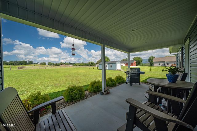 60 Alexander Ferry Lane, Greeneville, TN 37743