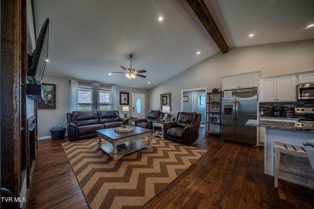 60 Alexander Ferry Lane, Greeneville, TN 37743