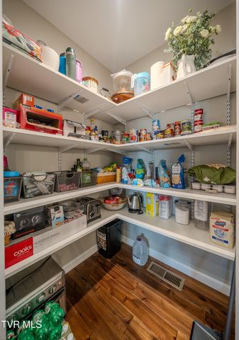 60 Alexander Ferry Lane, Greeneville, TN 37743