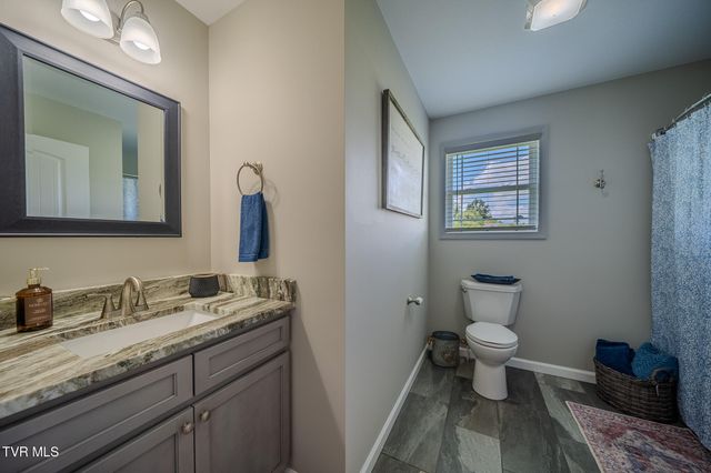 60 Alexander Ferry Lane, Greeneville, TN 37743