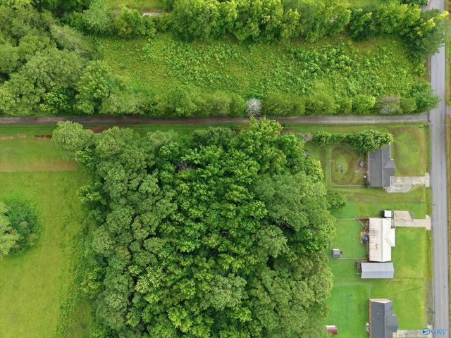 721 E Byrd Road, Hartselle, AL 35640