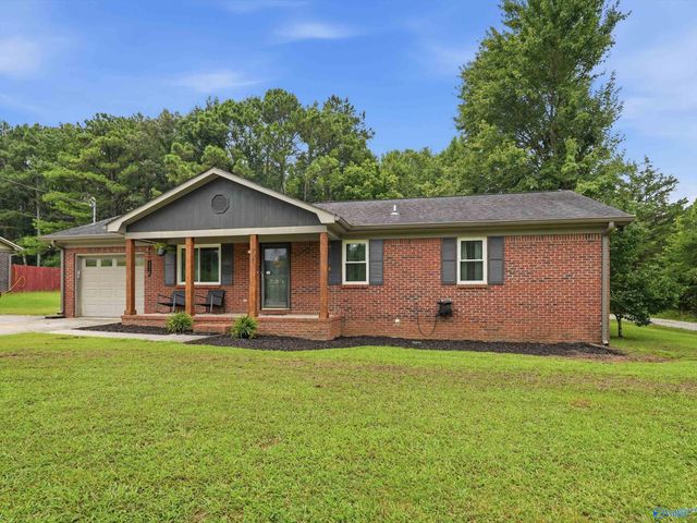 721 E Byrd Road, Hartselle, AL 35640