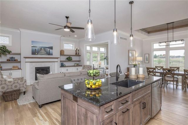 13828 Westgate Street, Overland Park, KS 66221
