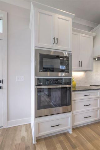 13828 Westgate Street, Overland Park, KS 66221