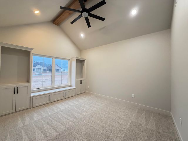 1155 E Hayes Street, New Home, TX 79383