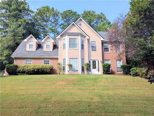 830 Meadowsong Circle, Lawrenceville, GA 30043