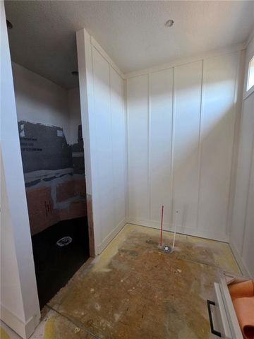 11240 S Gleason Road, Olathe, KS 66061