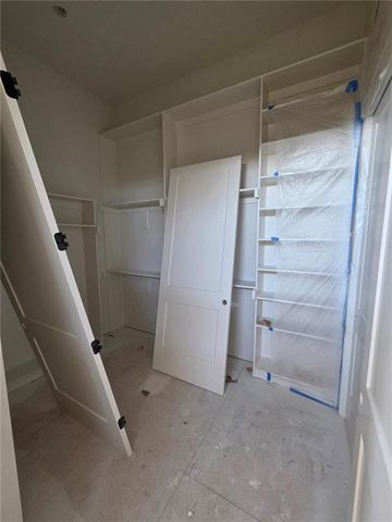 11240 S Gleason Road, Olathe, KS 66061