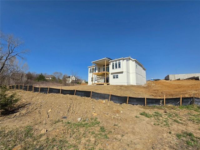 11240 S Gleason Road, Olathe, KS 66061