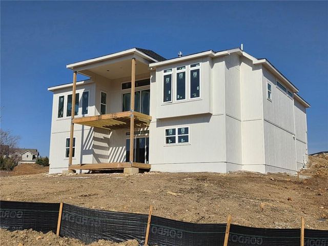 11240 S Gleason Road, Olathe, KS 66061