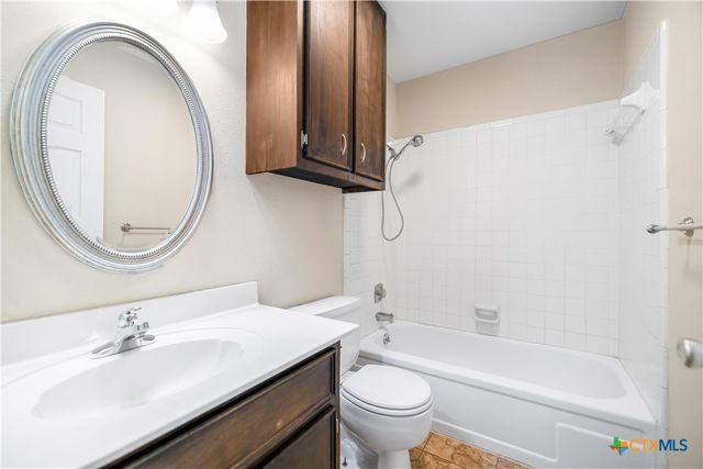 104 Willowick Drive, Victoria, TX 77901