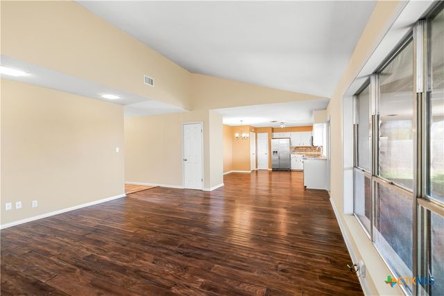 104 Willowick Drive, Victoria, TX 77901