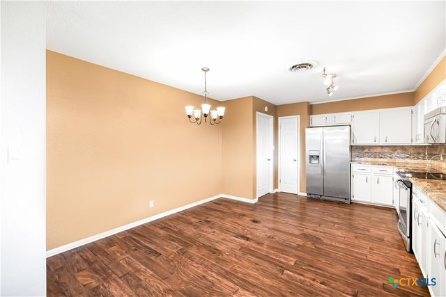 104 Willowick Drive, Victoria, TX 77901