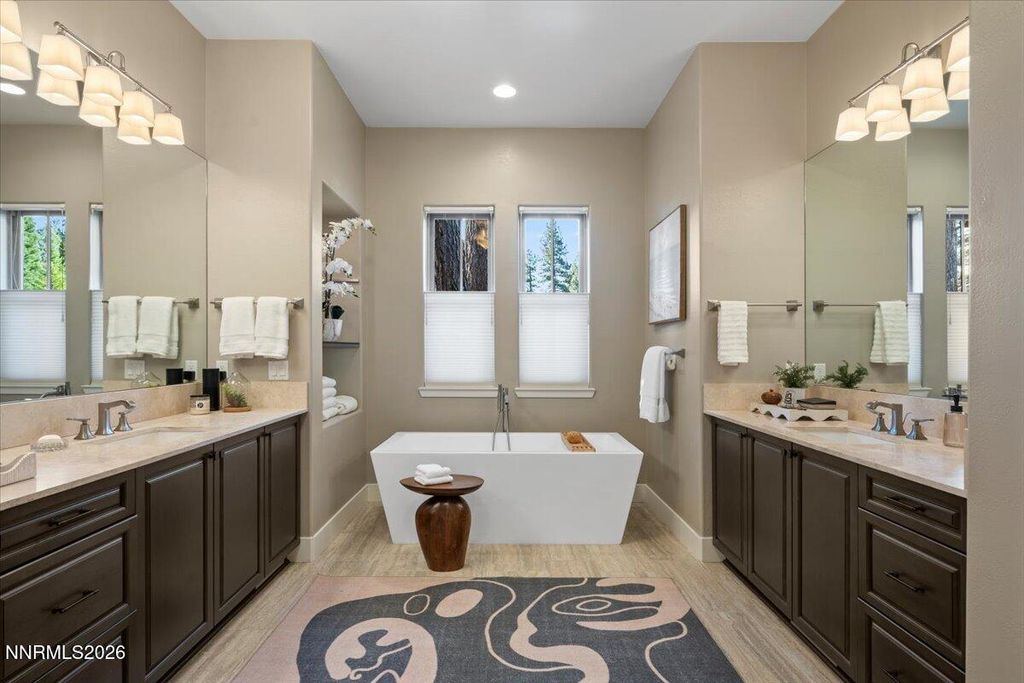 Image 21 of property listing at 5700 Nordend Way, Reno, NV 89511
