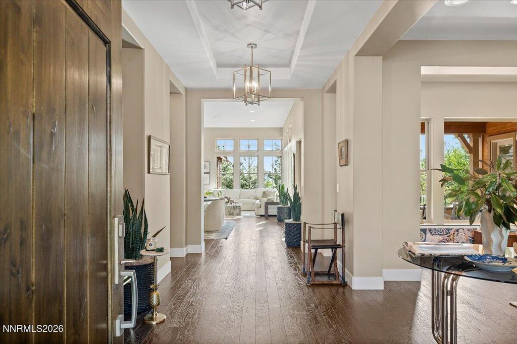 Image 3 of property listing at 5700 Nordend Way, Reno, NV 89511