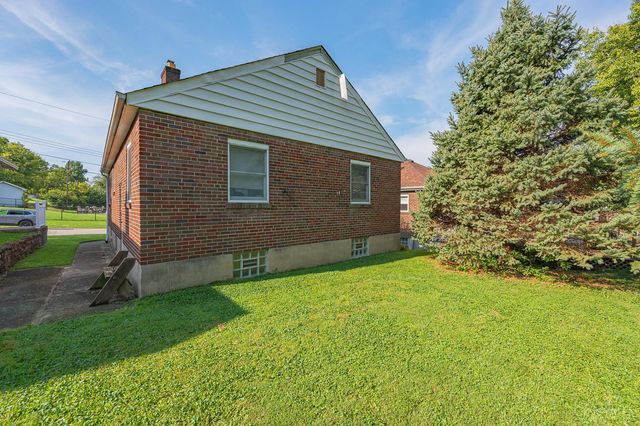 204 E Mechanic Street, Reading, OH 45215