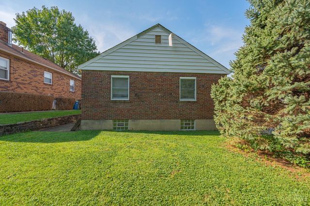 204 E Mechanic Street, Reading, OH 45215