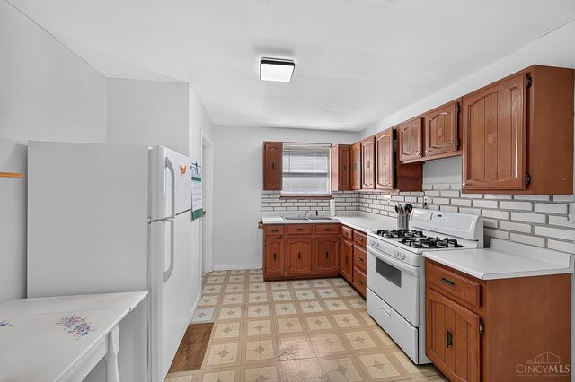 204 E Mechanic Street, Reading, OH 45215