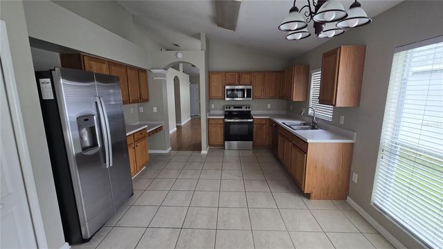 25202 LEXINGTON OAKS BOULEVARD, Wesley Chapel, FL 33544