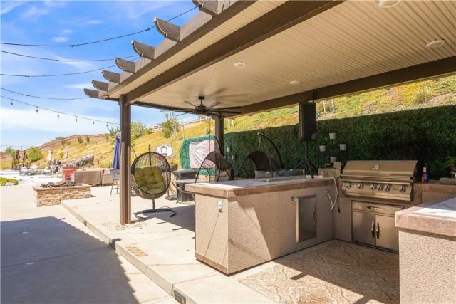 32516 Hayden Rd, Menifee, CA 92584