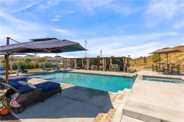 32516 Hayden Rd, Menifee, CA 92584