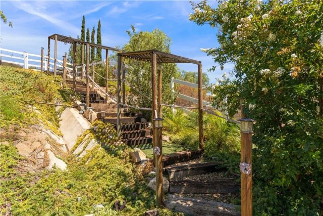 32516 Hayden Rd, Menifee, CA 92584