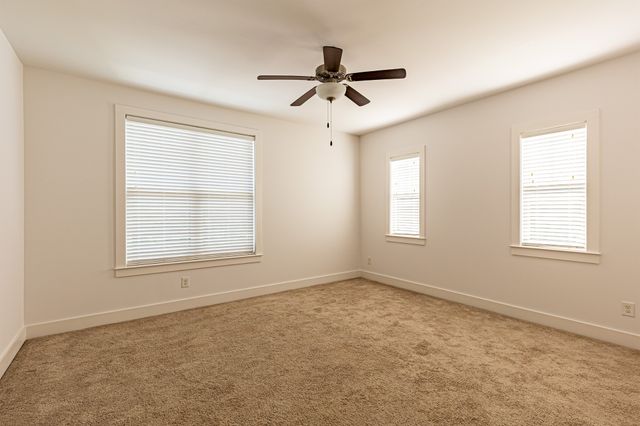 716 Cottage Park Dr, Nashville, TN 37207