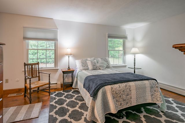 9 Maple Avenue, Atkinson, NH 03811